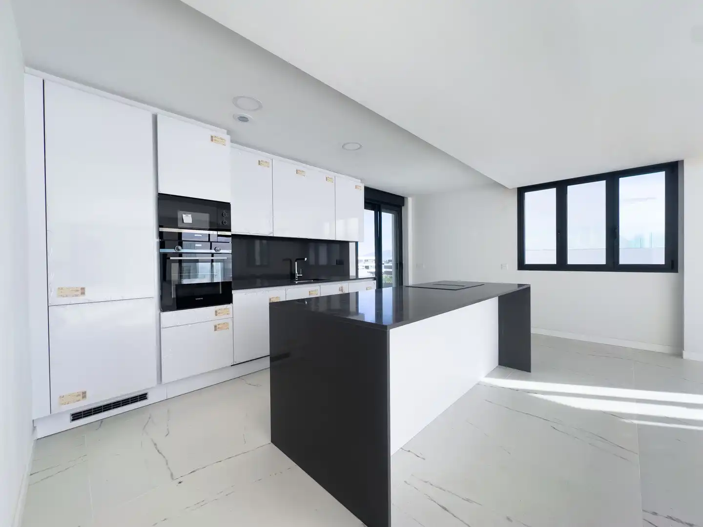 Apartament amb piscina en venda a MARIA DE ZAYAS 1, imagen 7