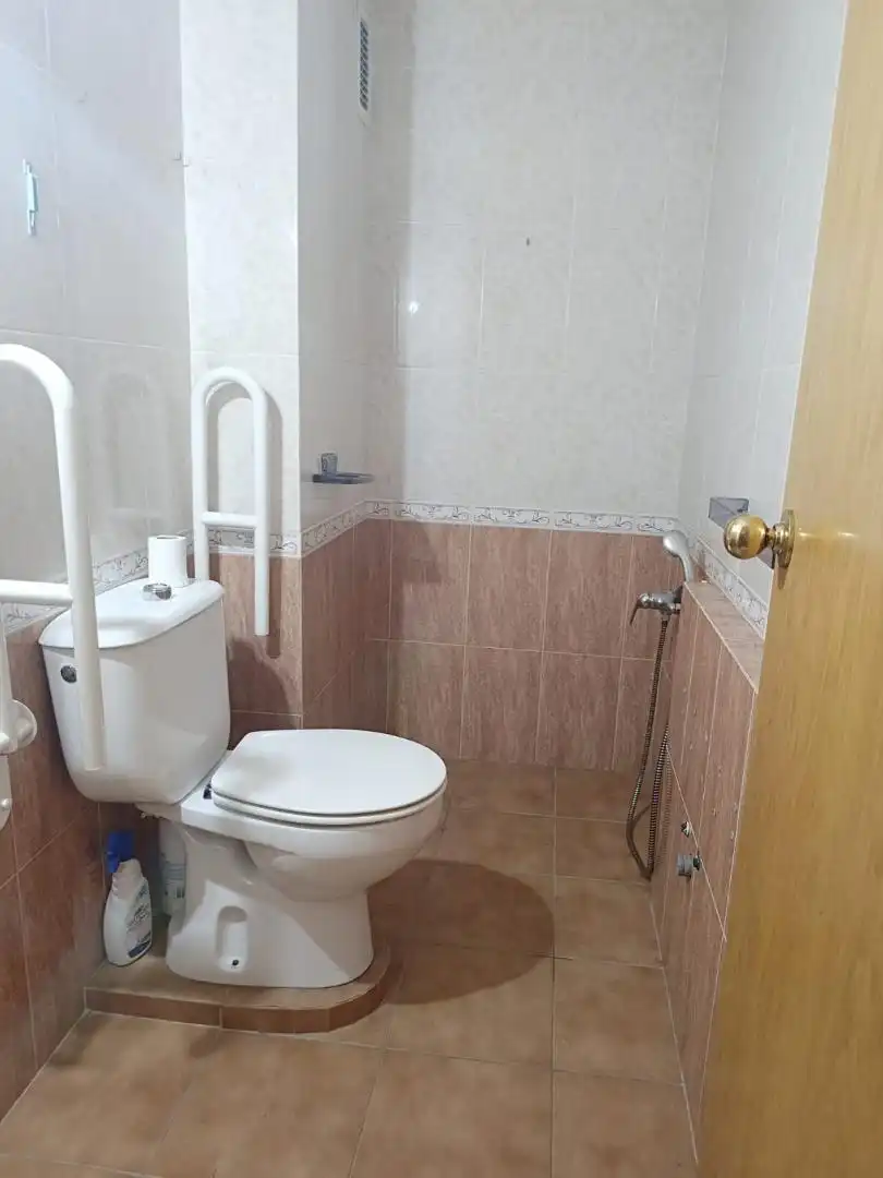 Baño de Piso en venta en Reus con Calefacción