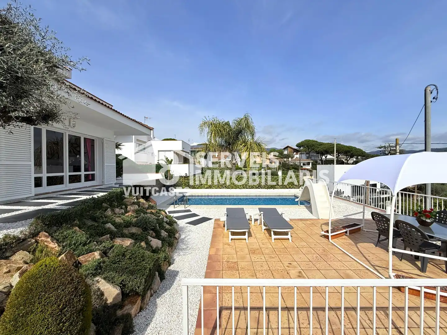 Vista exterior de Casa adosada en venta en Sant Pol de Mar con Calefacción, Jardín privado y Terraza