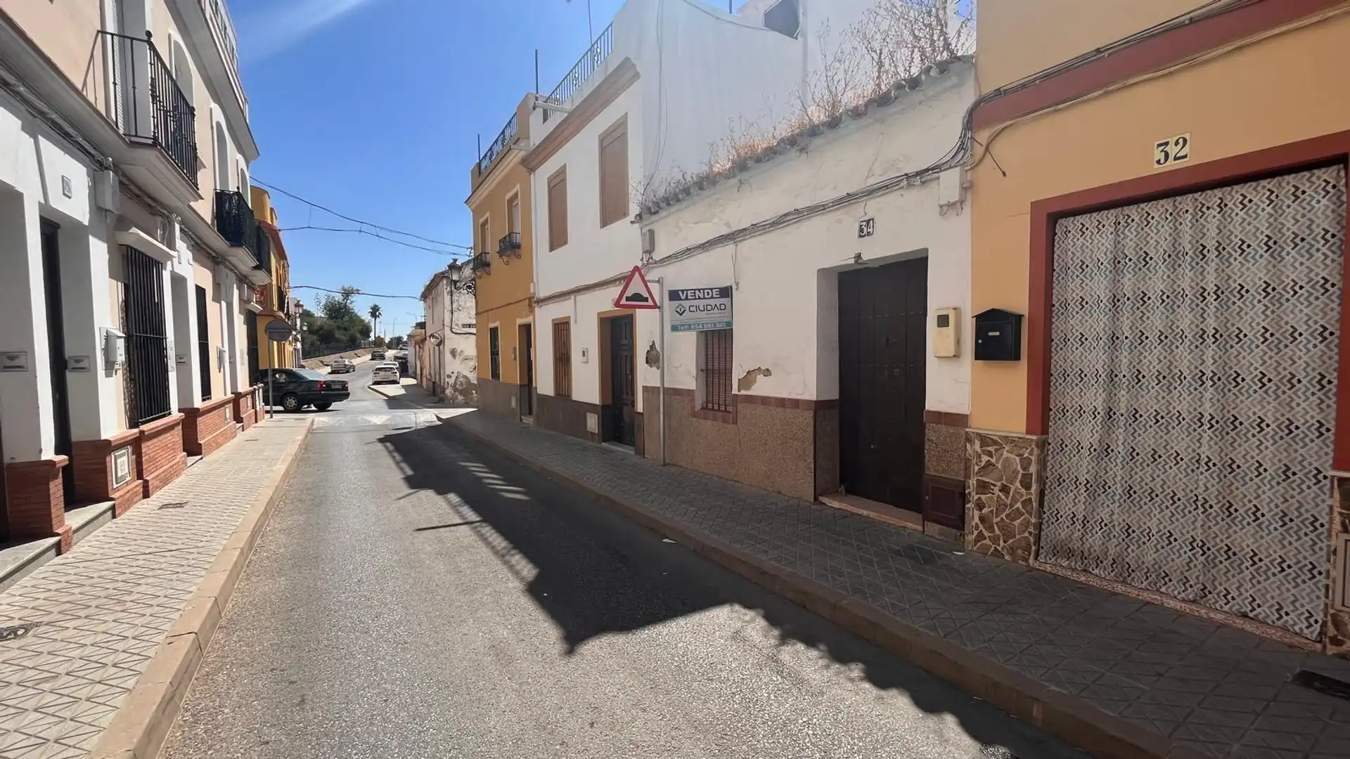 Vista exterior de Casa o chalet en venta en Mairena del Alcor