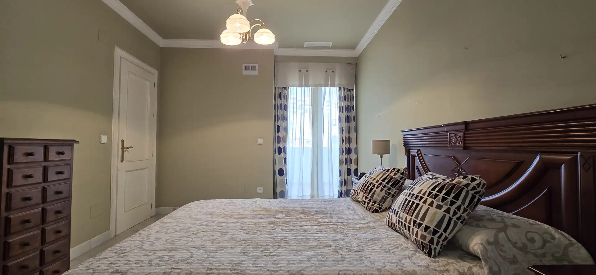 Habitación de Apartamento en venta en Torremolinos con Aire acondicionado, Calefacción y Terraza