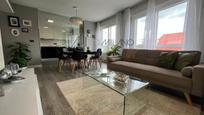 Living room of Flat for sale in Vigo   with Heating, Storage room and Furnished