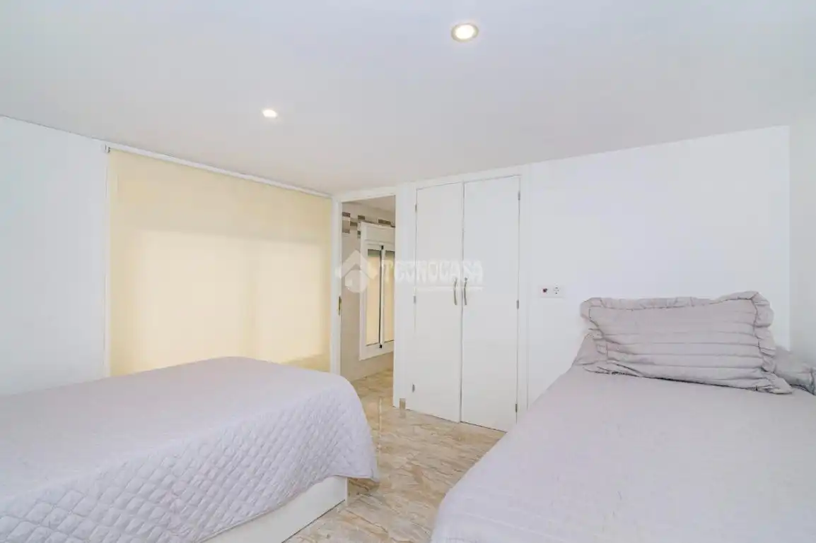 Flat for sale in Lucena  with Air Conditioner