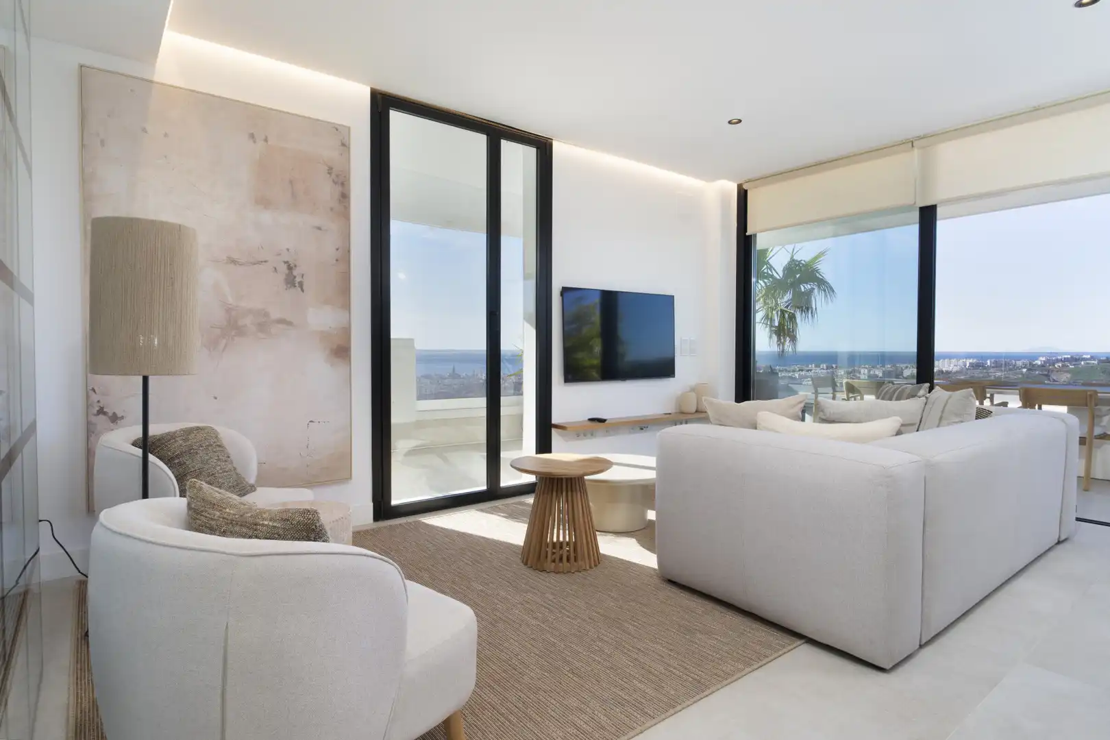 Sala d'estar de Àtic de lloguer en Estepona amb Aire condicionat, Calefacció i Terrassa