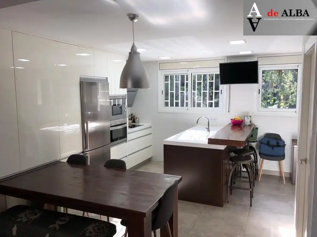 Casa adosada en venta en Carrer de Cervantes, Sant Andreu de la Barca