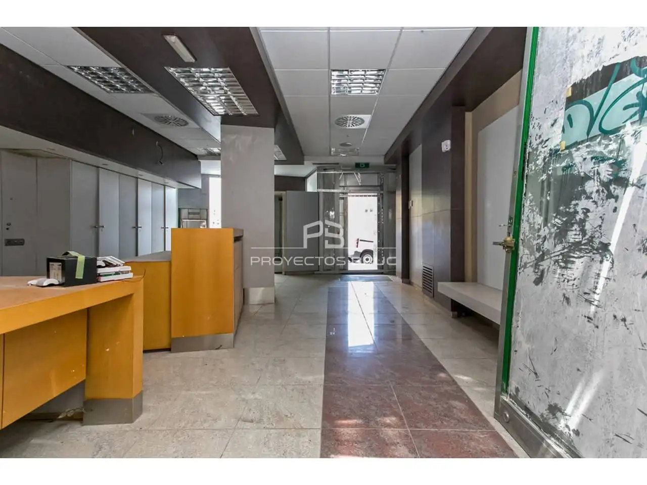 Business premises for sale in Calle Mosén Jacinto Verdaguer, imagen 8