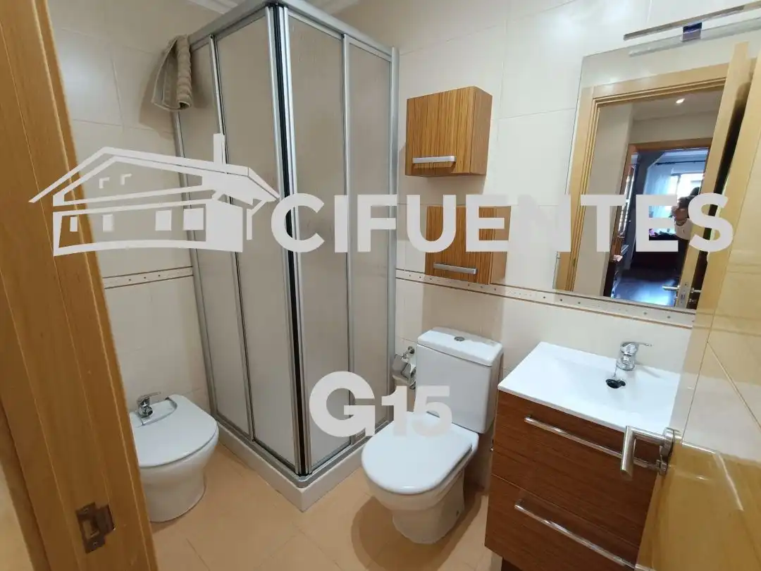 Bathroom of Flat for rent in Donostia - San Sebastián   with Heating, Terrace and Balcony