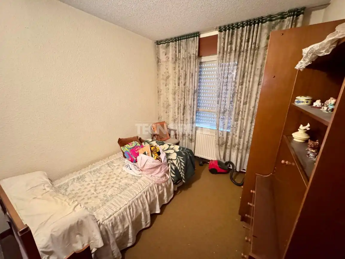 Habitación de Piso en venta en Guadalajara con Amueblado