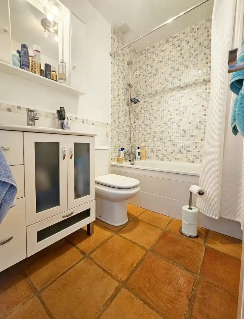 Bathroom of Houses for sale in Polop  with Private garden and Community pool