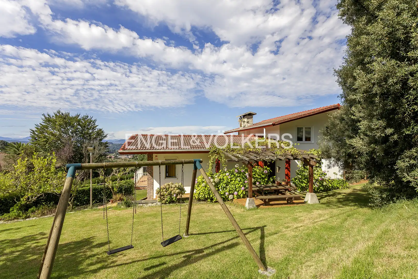 Exterior view of Houses for sale in Gorliz  with Heating, Private garden and Terrace