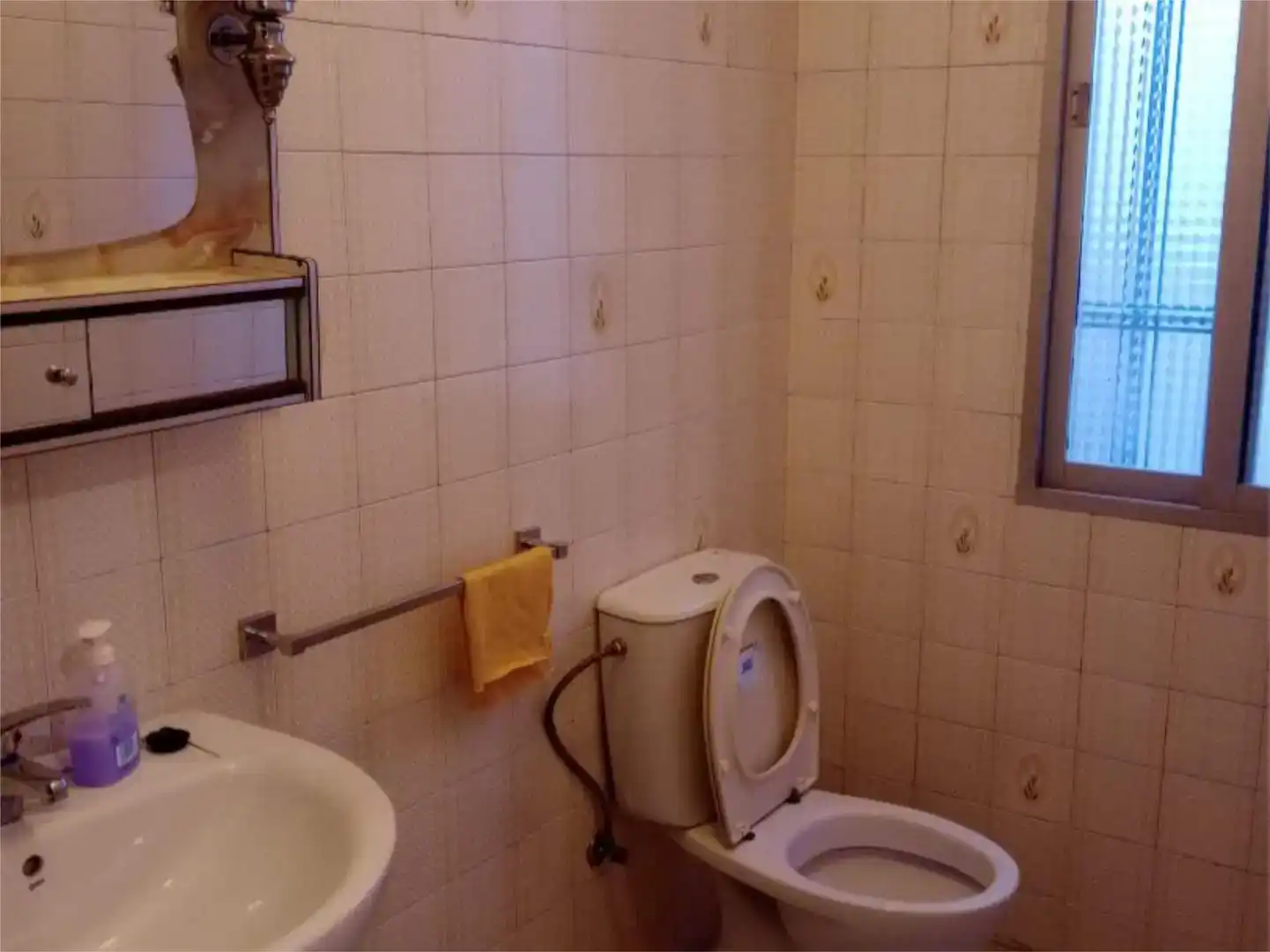 Bany de Local de lloguer en Carboneras de Guadazaón