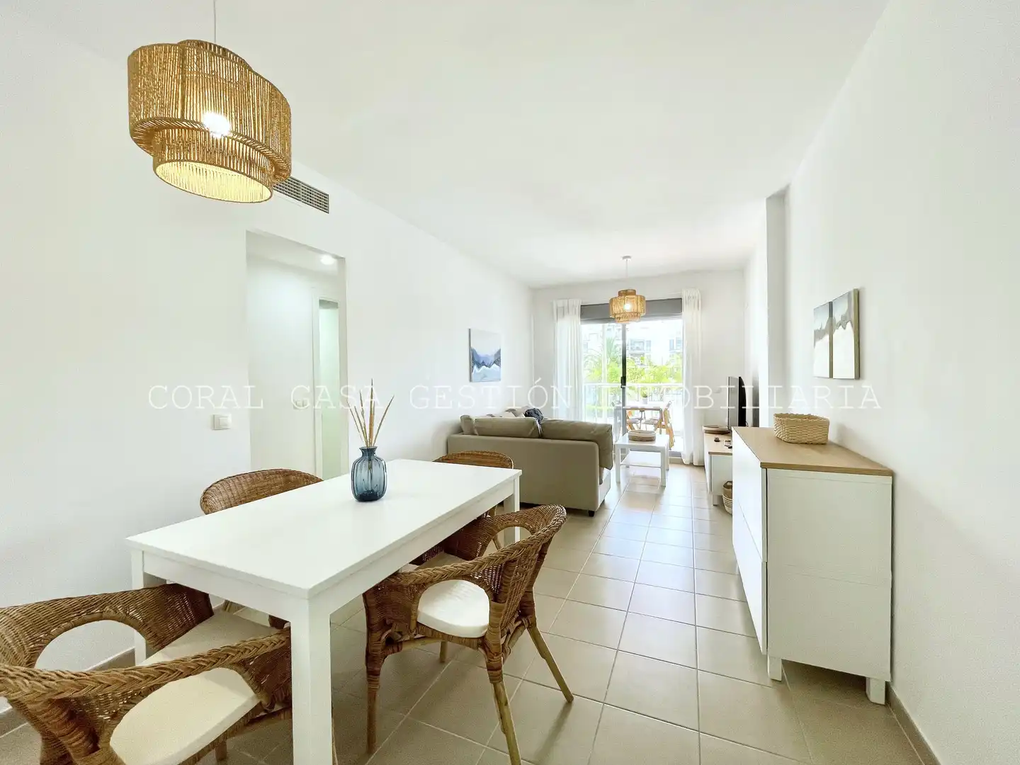 Apartamento de alquiler en V-01, Almenara