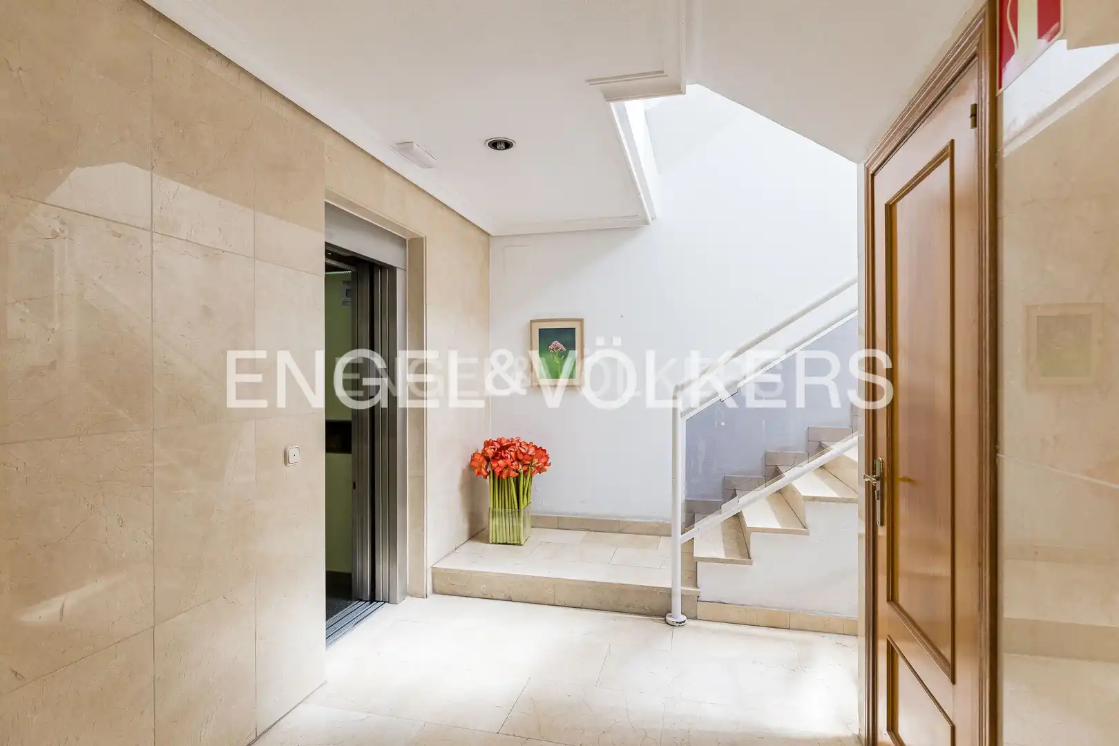 Flat for rent in Madrid  with Air Conditioner, Heating and Private garden