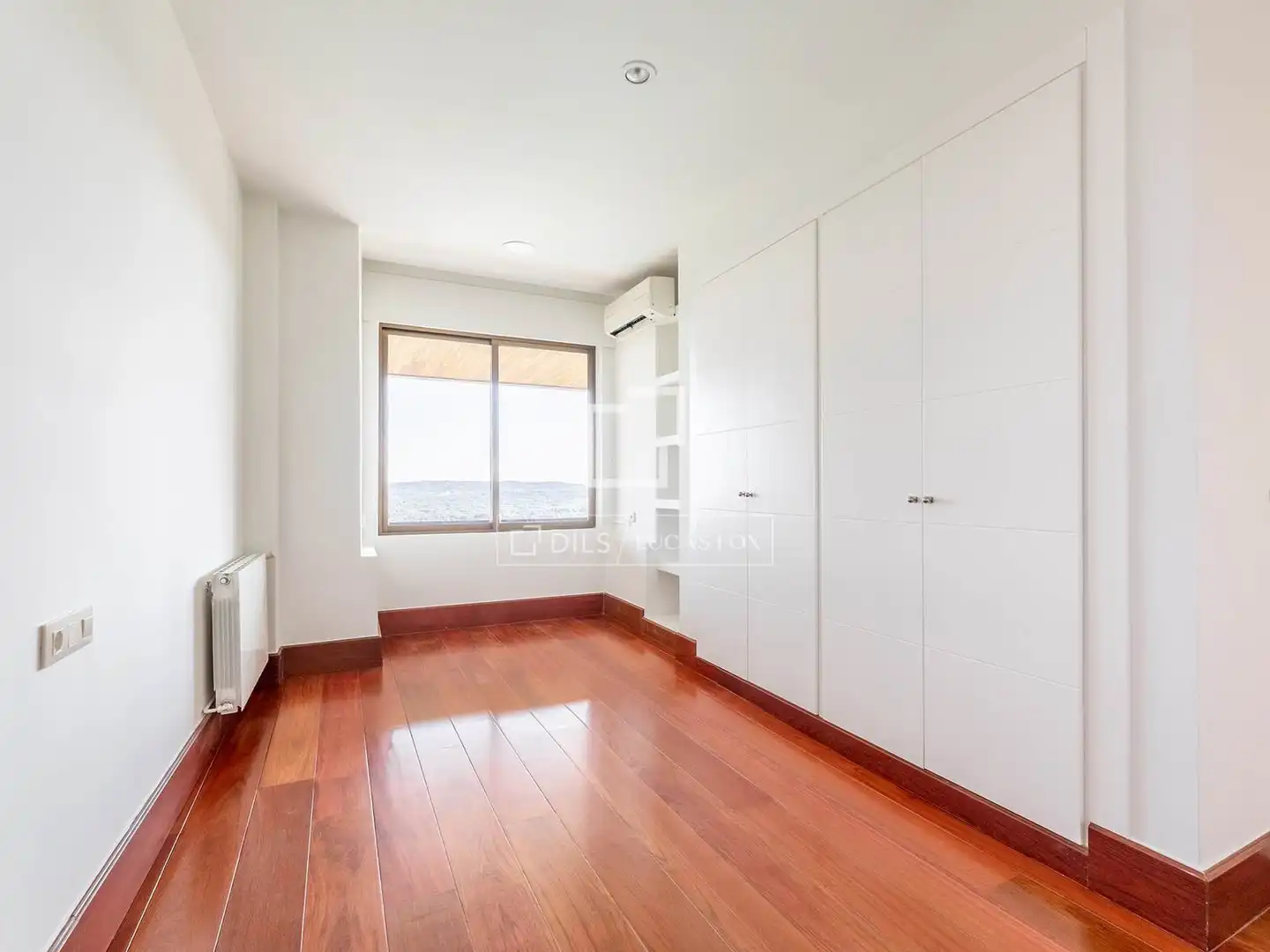 Bedroom of Houses for sale in Galapagar  with Air Conditioner, Private garden and Storage room