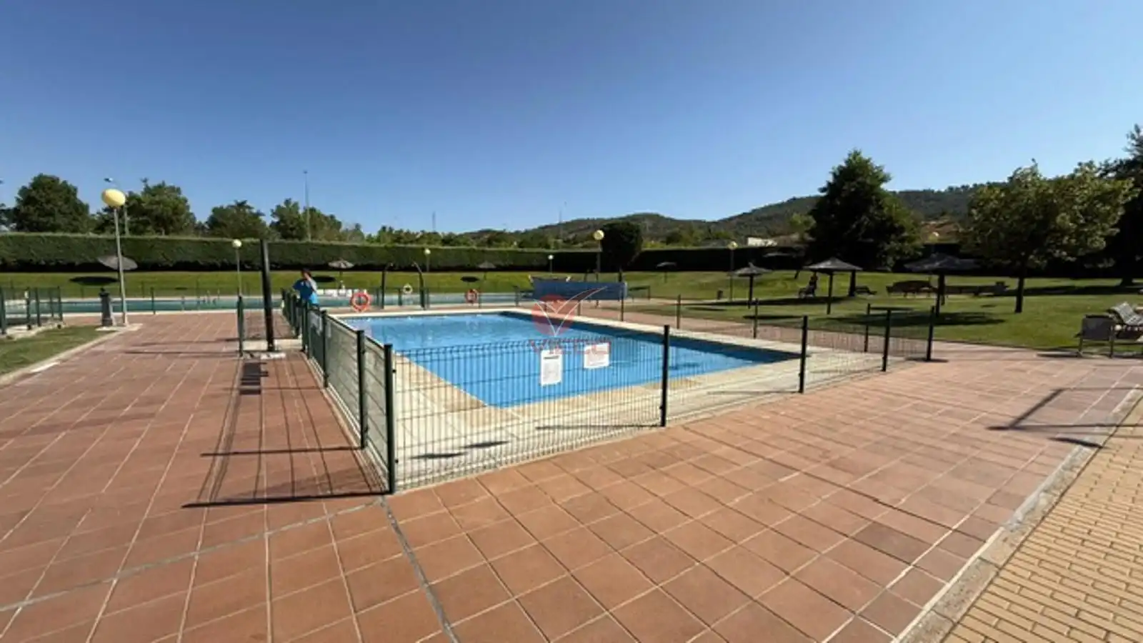 Piscina de Pis en venda en Cuenca amb Calefacció, Traster i Piscina