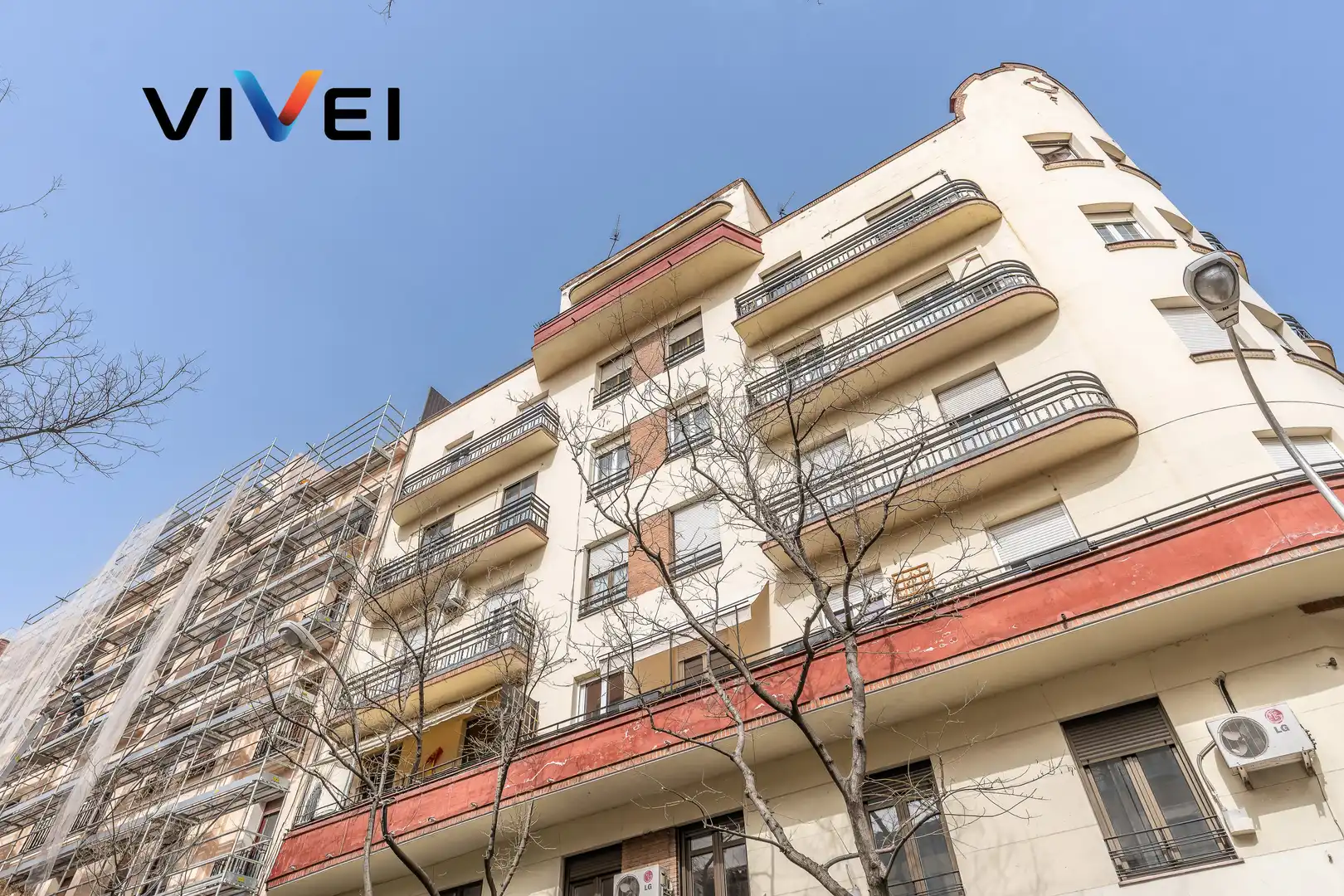 Außenansicht von Dachboden zum Verkauf in Madrid mit Klimaanlage, Heizung und Terrasse