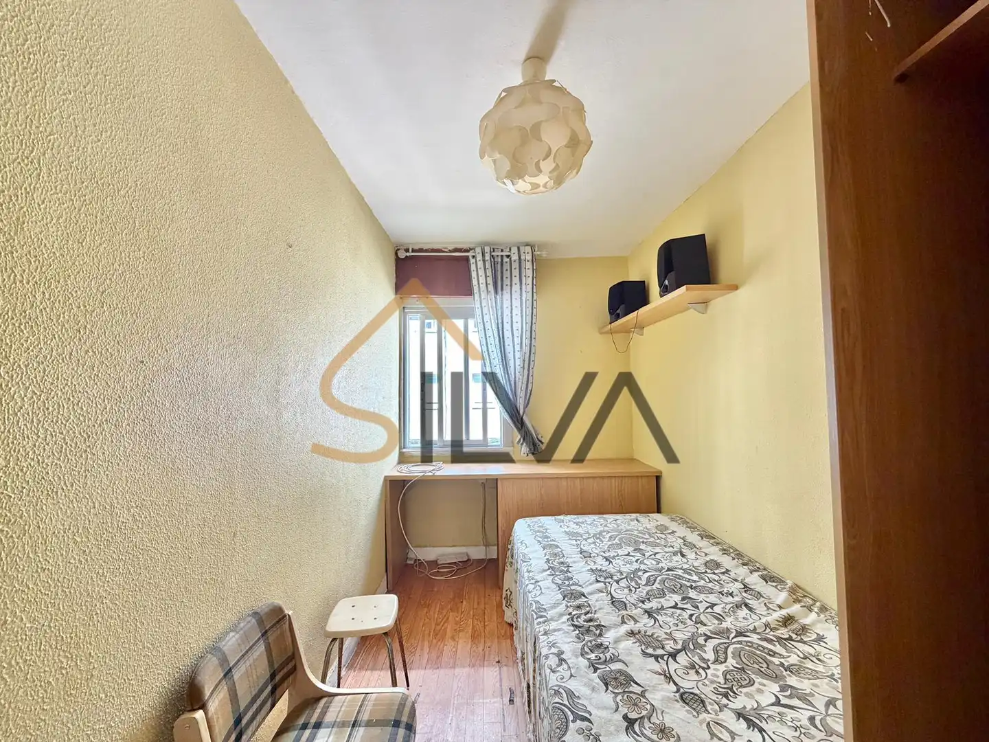 Habitación de Piso en venta en A Coruña Capital  con Calefacción y Amueblado