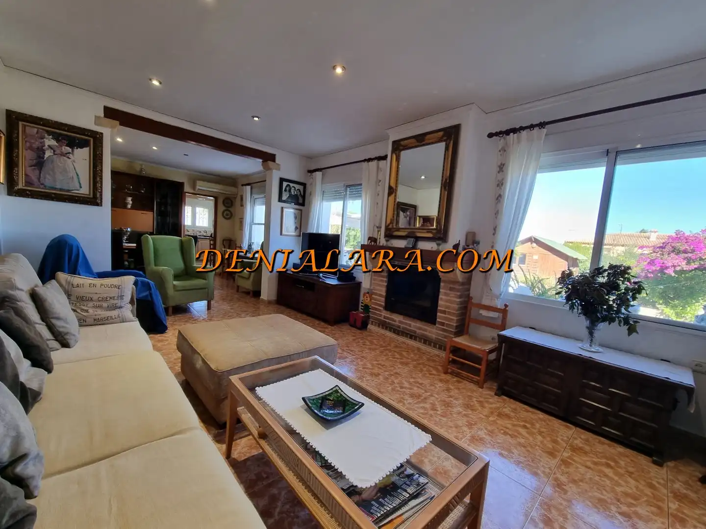 Living room of Houses for sale in Dénia  with Air Conditioner, Private garden and Terrace