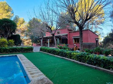 Villa mit Pool zum Verkauf in Xàtiva