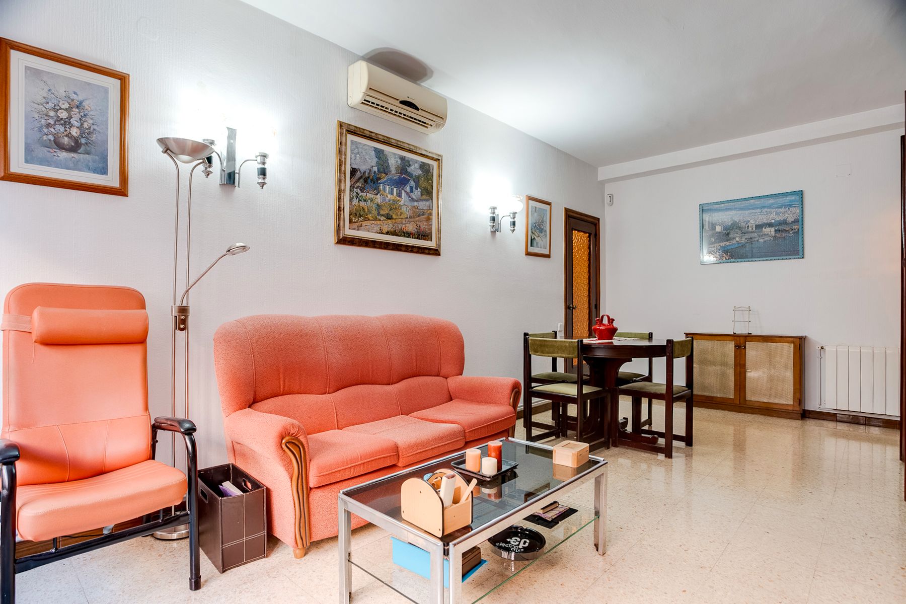 Living room of Flat for sale in  Barcelona Capital  with Heating and Balcony