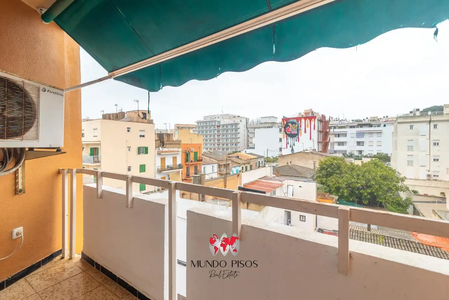 Terrasse von Wohnung zum Verkauf in  Palma de Mallorca mit Klimaanlage, Heizung und Abstellraum