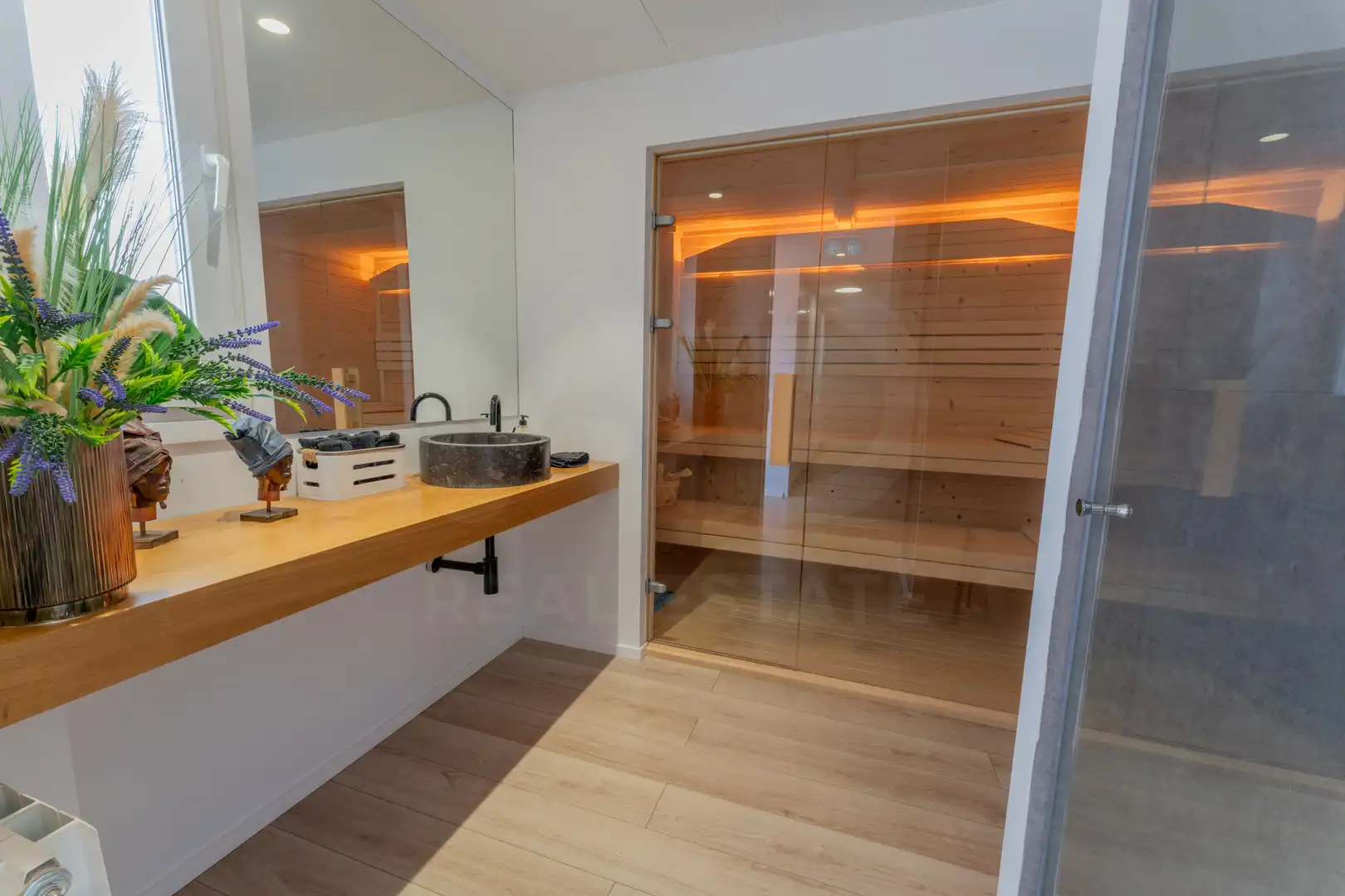 Baño de Casa o chalet en venta en Petrer con Calefacción, Terraza y Piscina