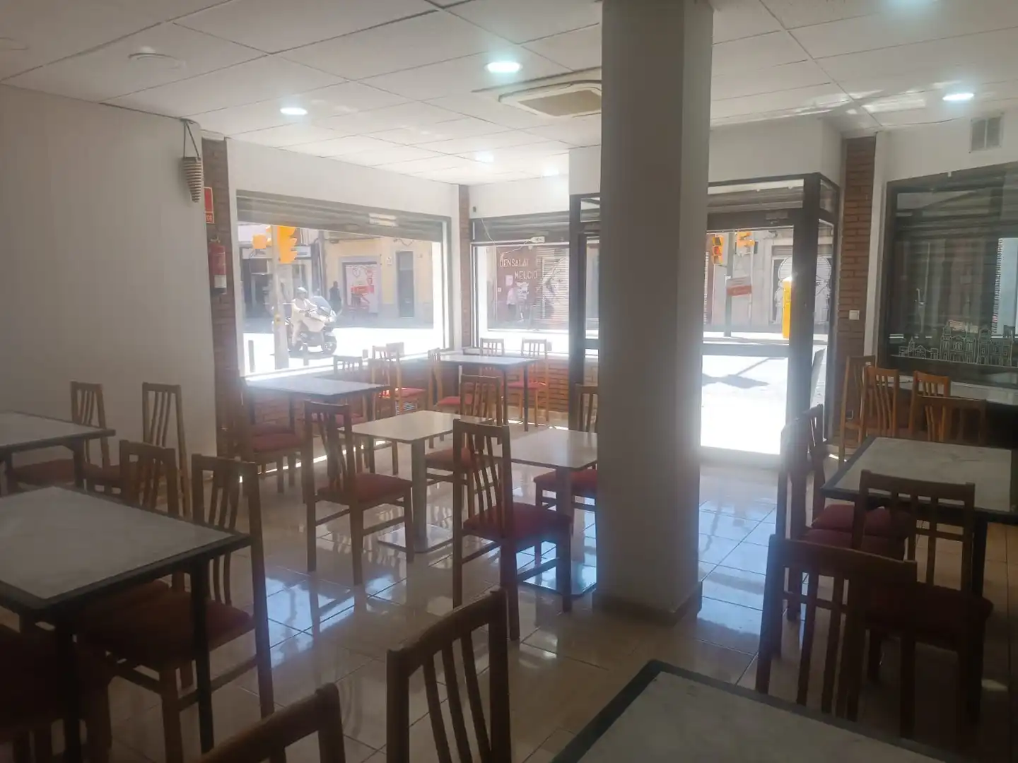 Locale commerciale in cessione a Santa Eugènia