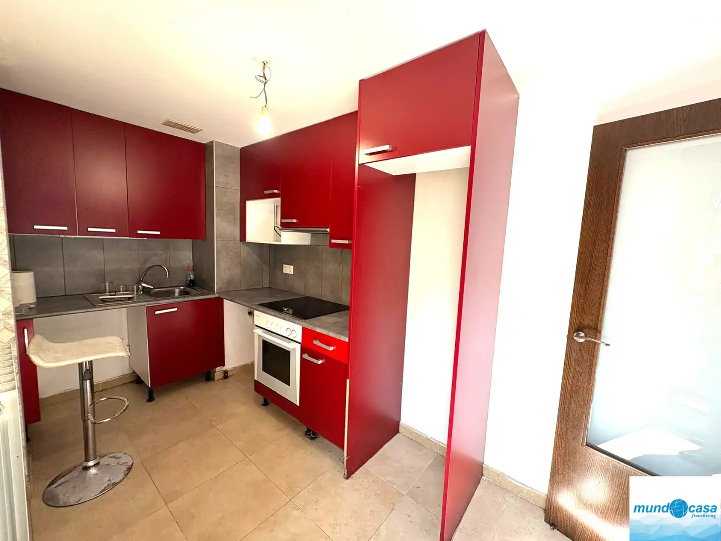 Kitchen of Flat for sale in Pinseque  with Air Conditioner, Heating and Terrace