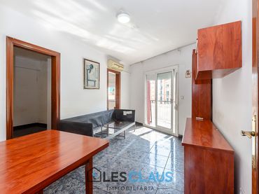 Piso con balcón en venta en Carrer de la Rosa d'Alejandría 17