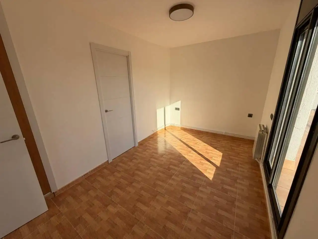 Habitación de Piso en venta en Terrassa con Aire acondicionado, Calefacción y Parquet