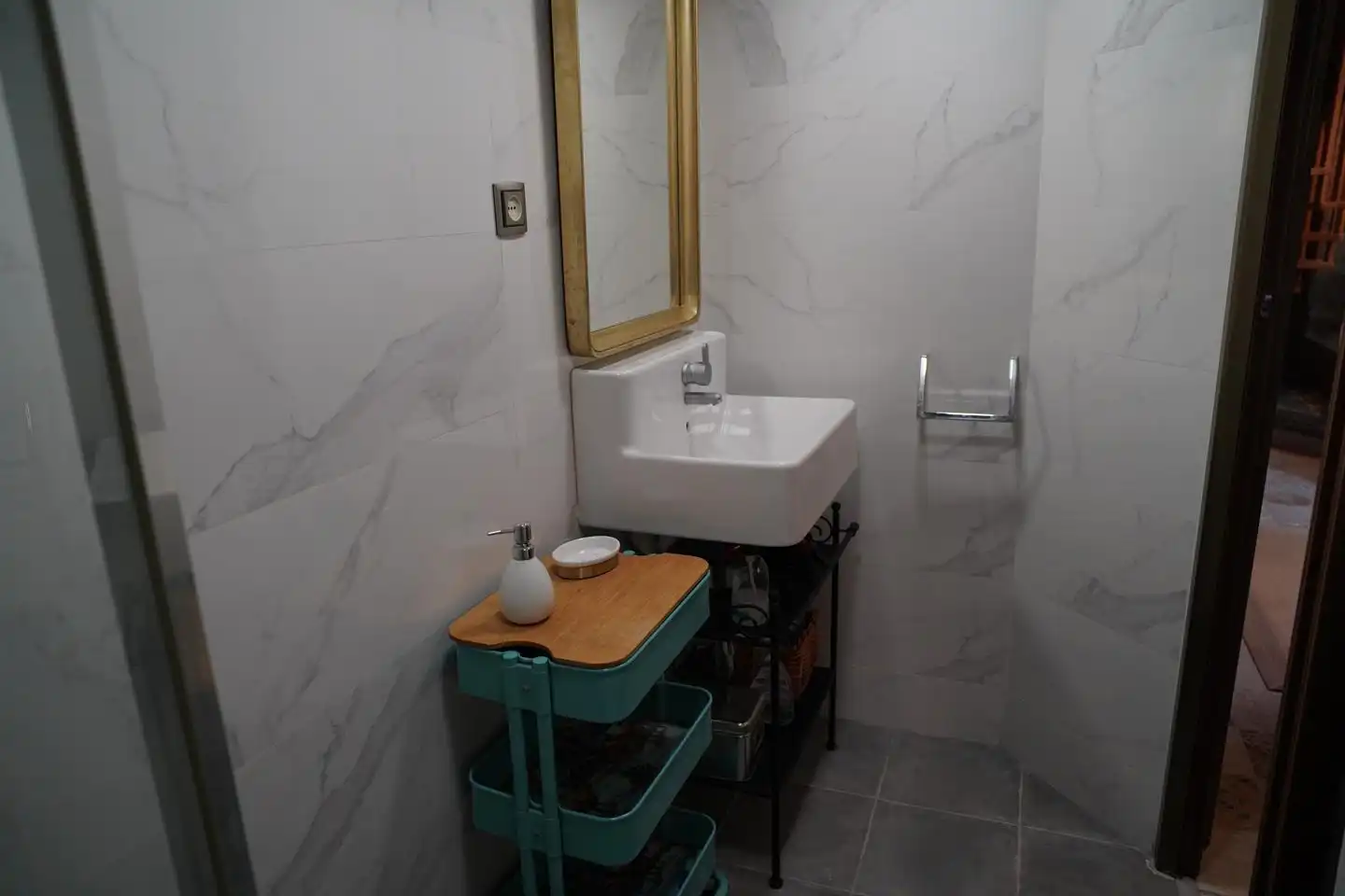 Bany de Planta baixa de lloguer en Madrid amb Aire condicionat, Calefacció i Parquet