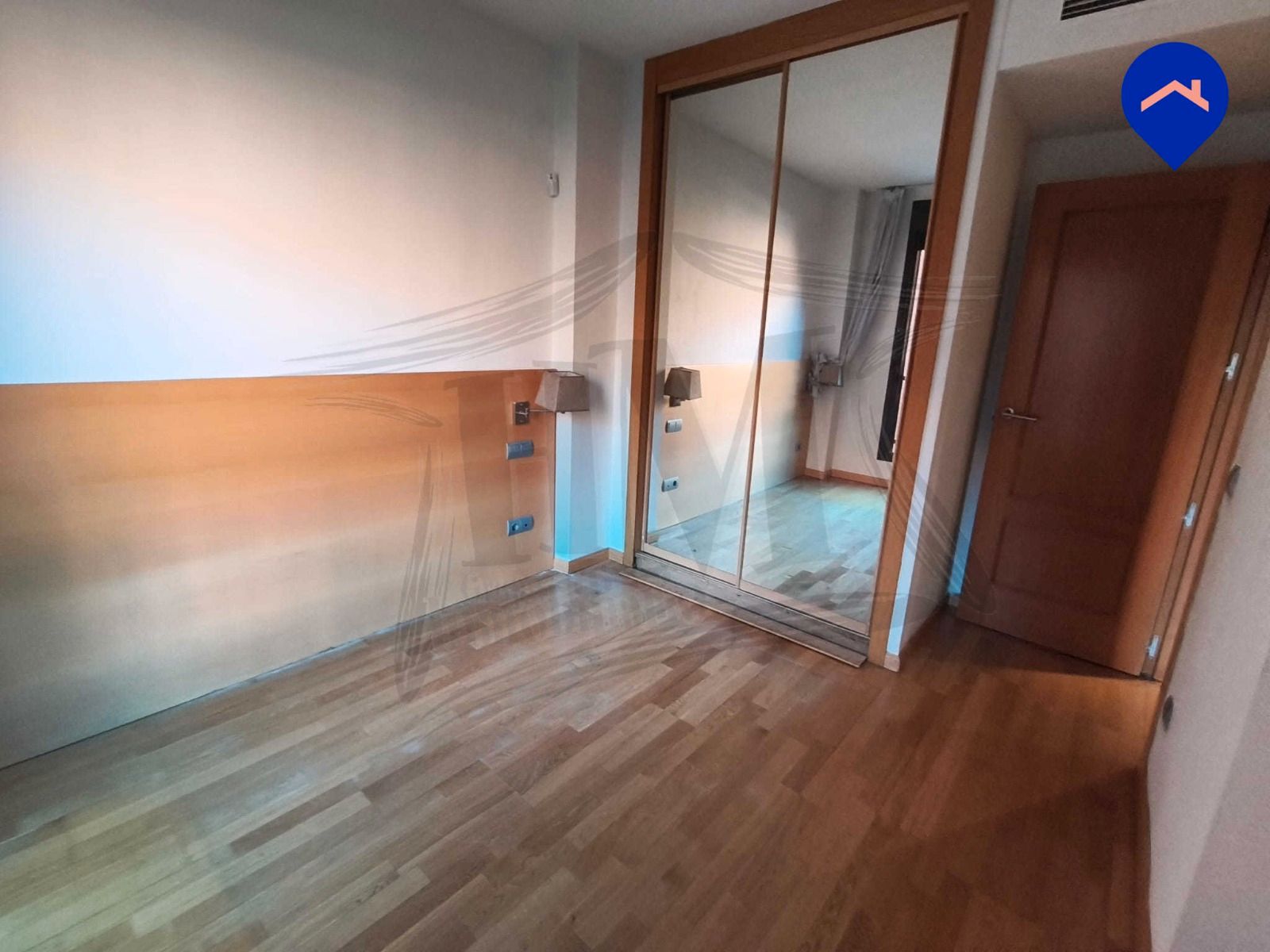 Bedroom of Flat for sale in  Madrid Capital  with Air Conditioner, Heating and Parquet flooring