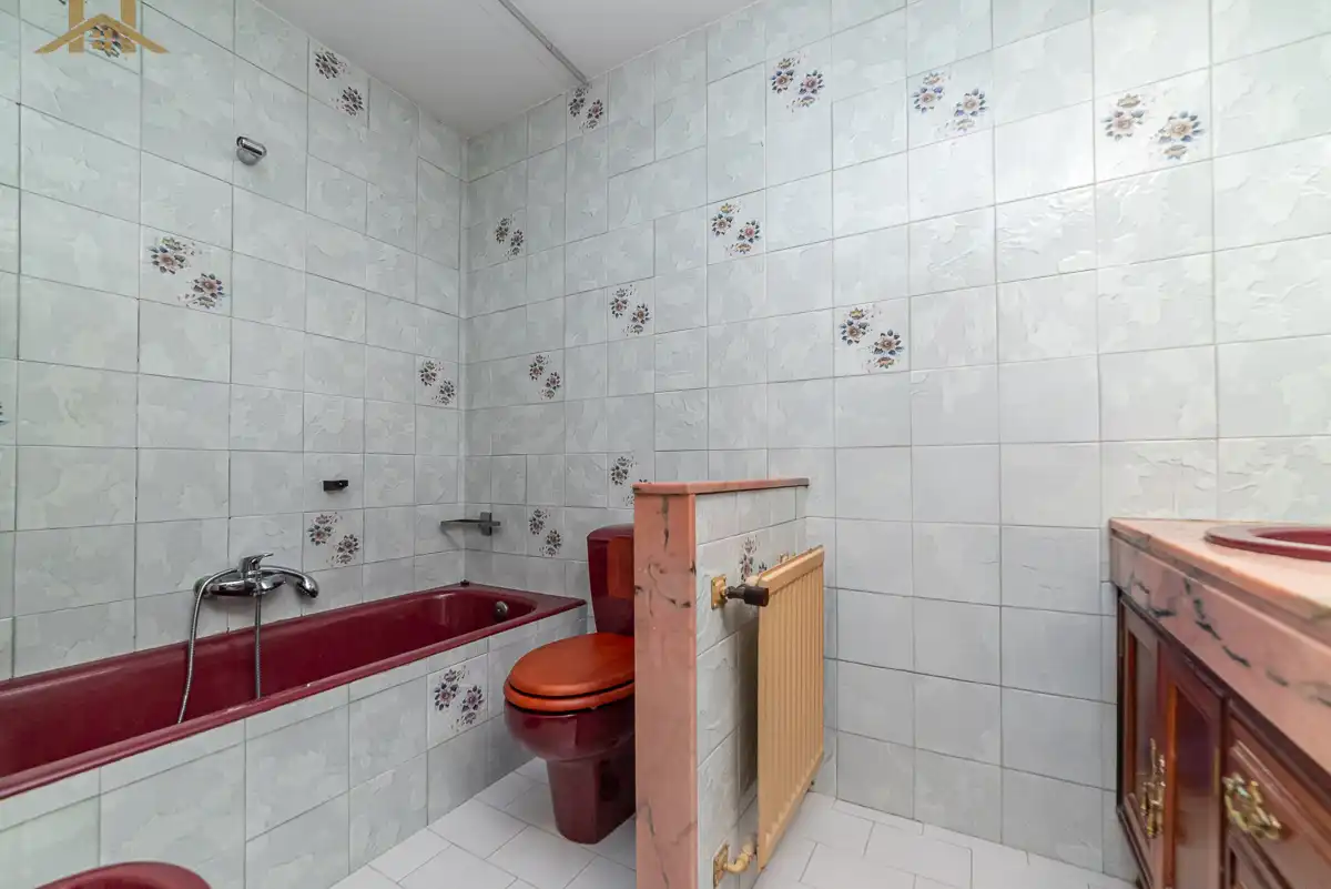 Bathroom of Detached homes for sale in Madrid  with Heating, Private garden and Terrace