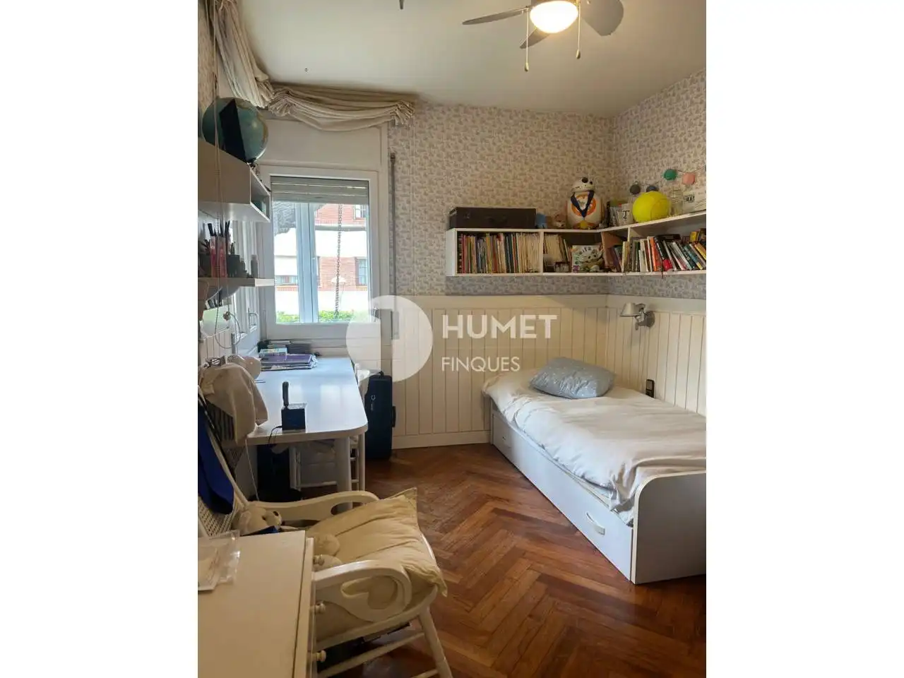 Bedroom of Flat for sale in Sant Cugat del Vallès  with Air Conditioner, Heating and Private garden