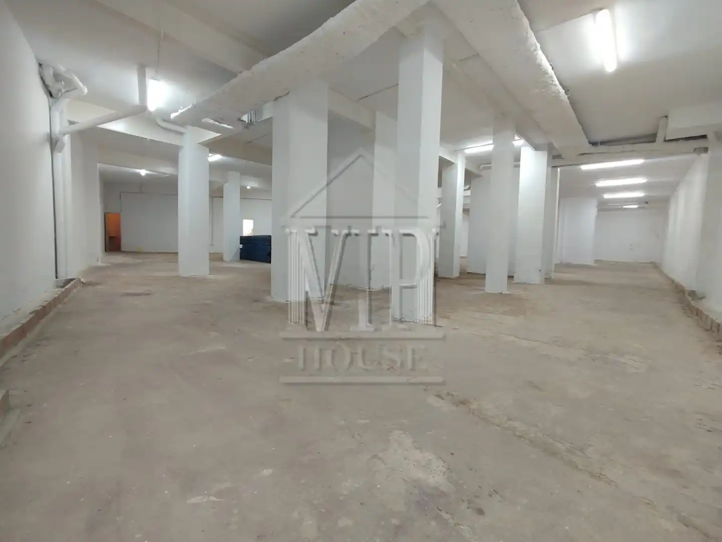 Local comercial en venta en Carrer de Pere Martell 92, imagen 3