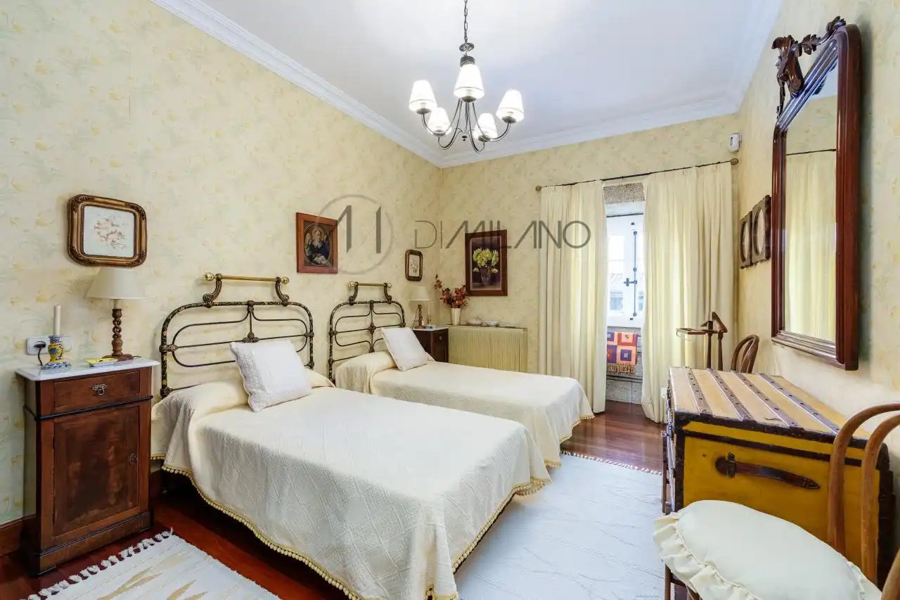 Habitación de Finca rústica en venta en Verín con Calefacción, Jardín privado y Parquet