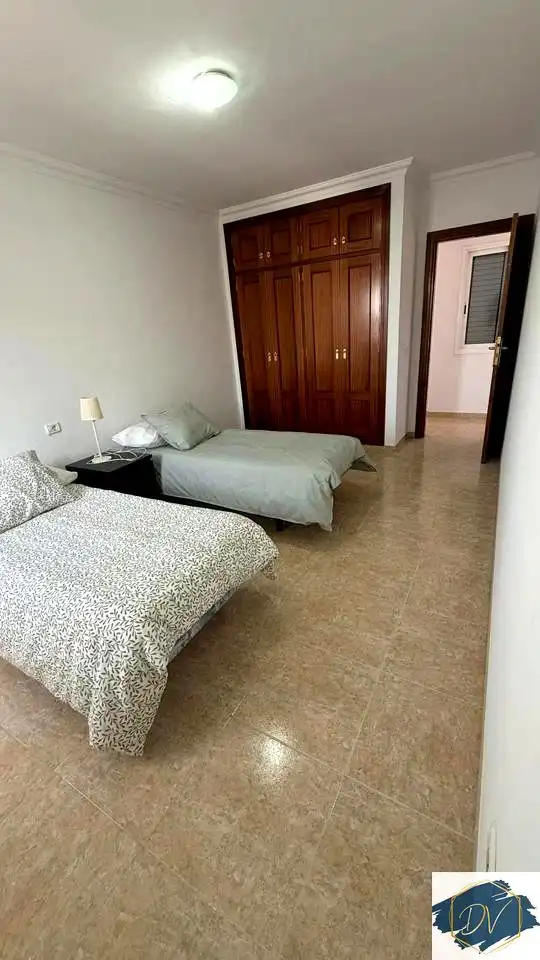 Habitación de Ático de alquiler en San Cristóbal de la Laguna con Terraza y Amueblado