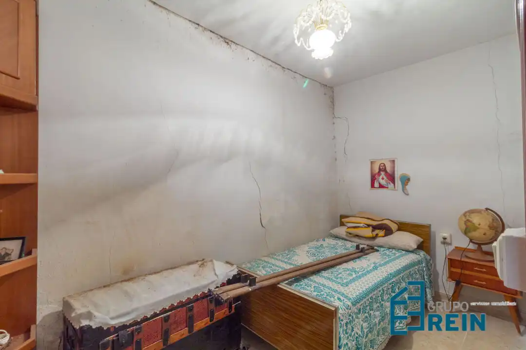 Bedroom of Houses for sale in Carranque