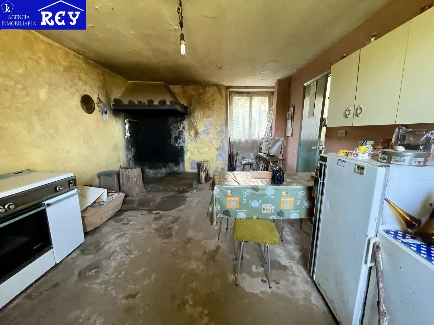 Cocina de Finca rústica en venta en Val do Dubra con Amueblado