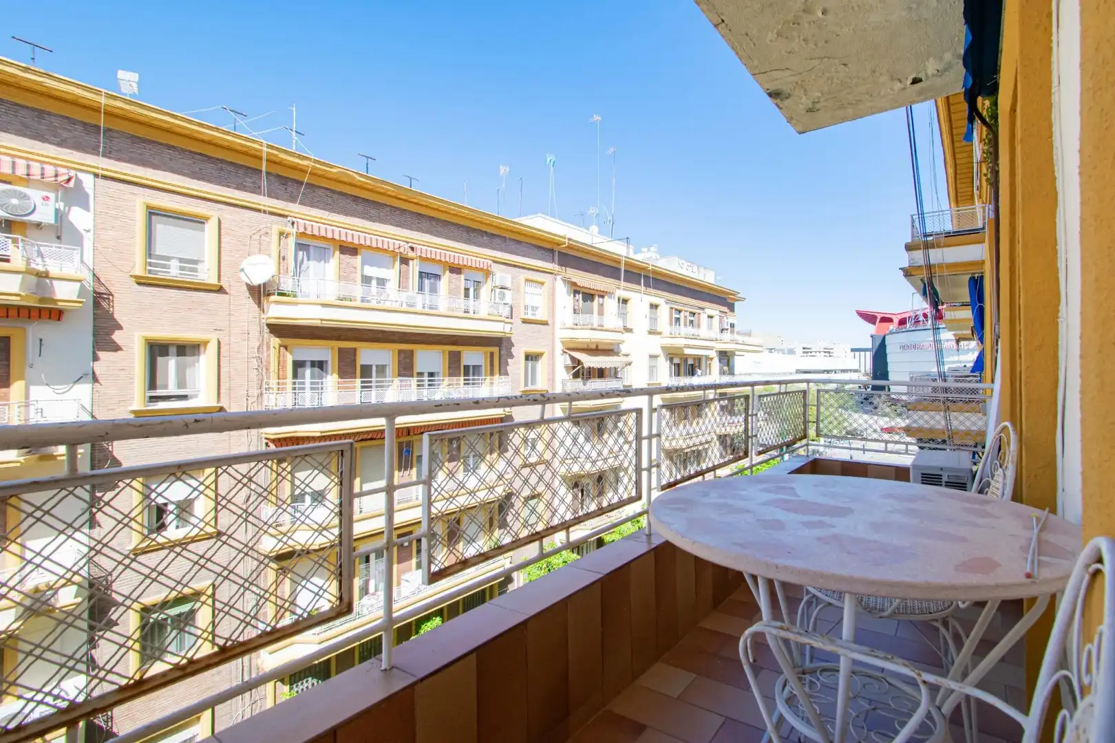 Terrace of Flat for sale in Sevilla  with Air Conditioner, Heating and Storage room