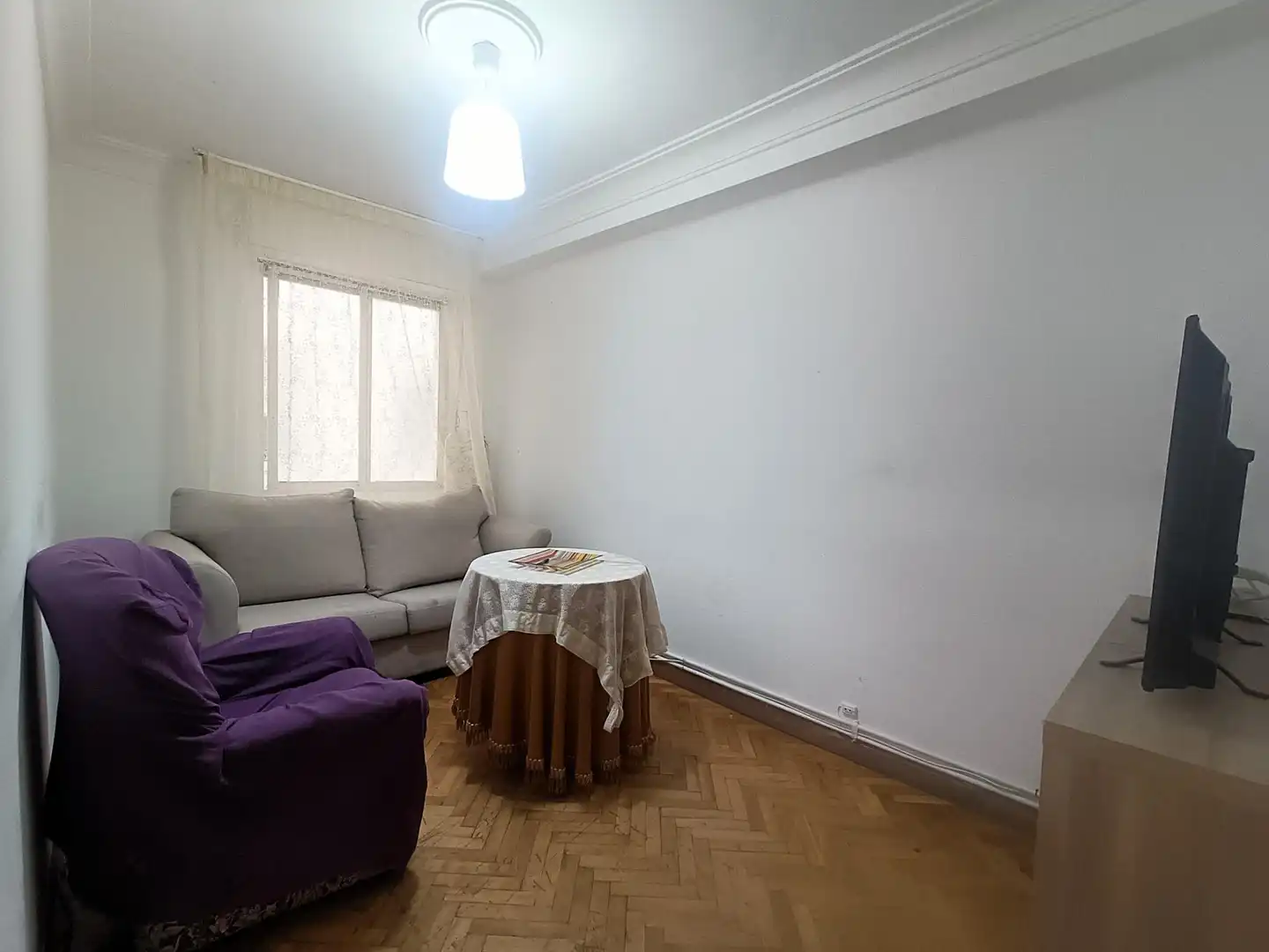 Sala d'estar de Pis en venda en Santander amb Calefacció