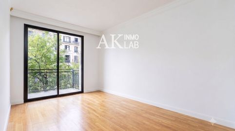 Photo 3 of Flat for sale in Mistral, Sant Antoni, Barcelona Capital