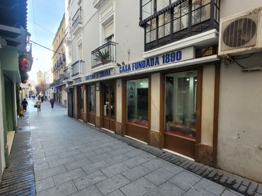 Business premises for sale in Calle Francisco Pizarro 9