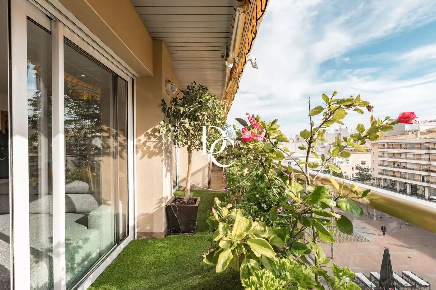 Terraza de Ático en venta en Vilanova i la Geltrú con Aire acondicionado, Calefacción y Trastero