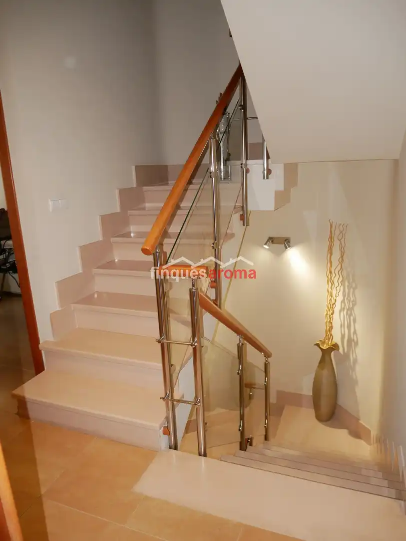 Casa adosada en venta en Valls con Aire acondicionado, Calefacción y Jardín privado