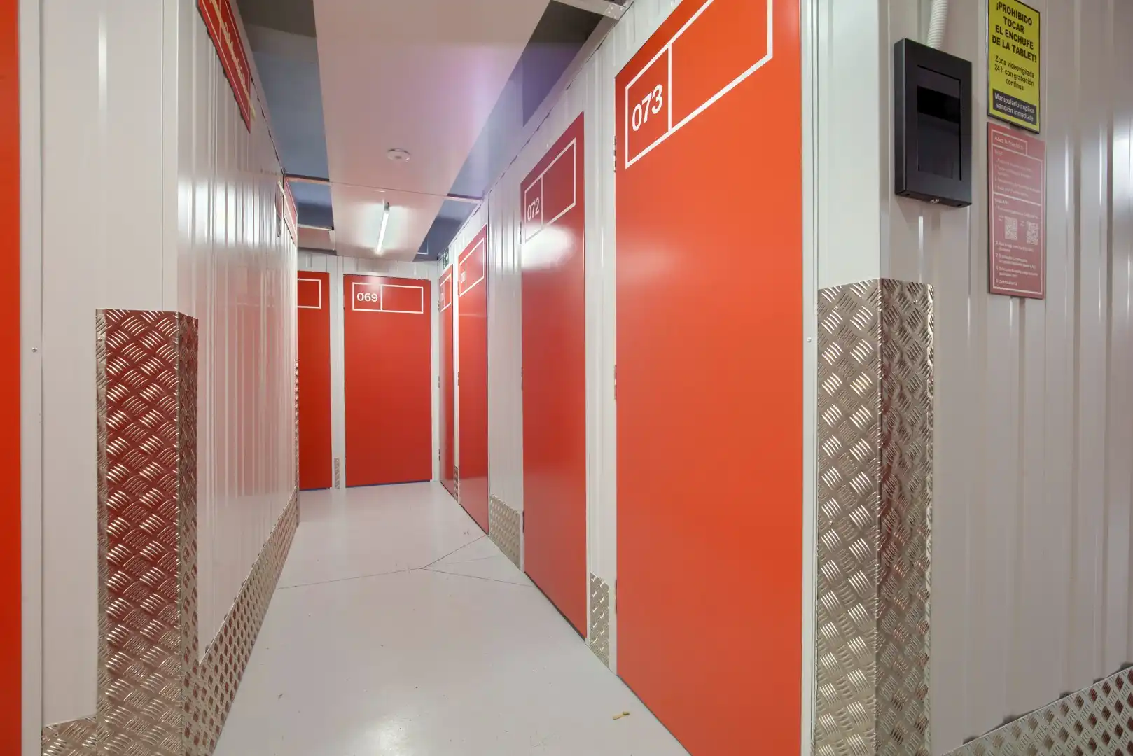 Storage room for rent in Madrid  with Alarm