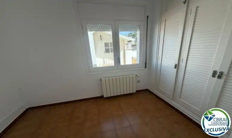 Bedroom of Attic for sale in Roses  with Terrace