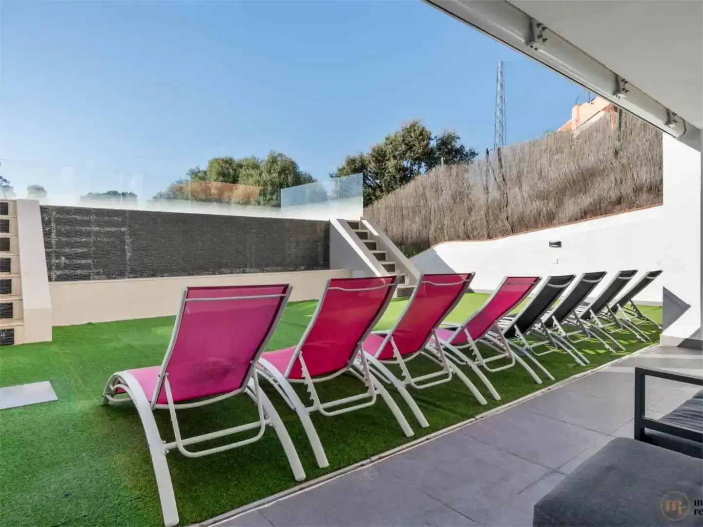 Terrassa de Casa adosada en venda en Marbella amb Aire condicionat, Piscina i Balcó