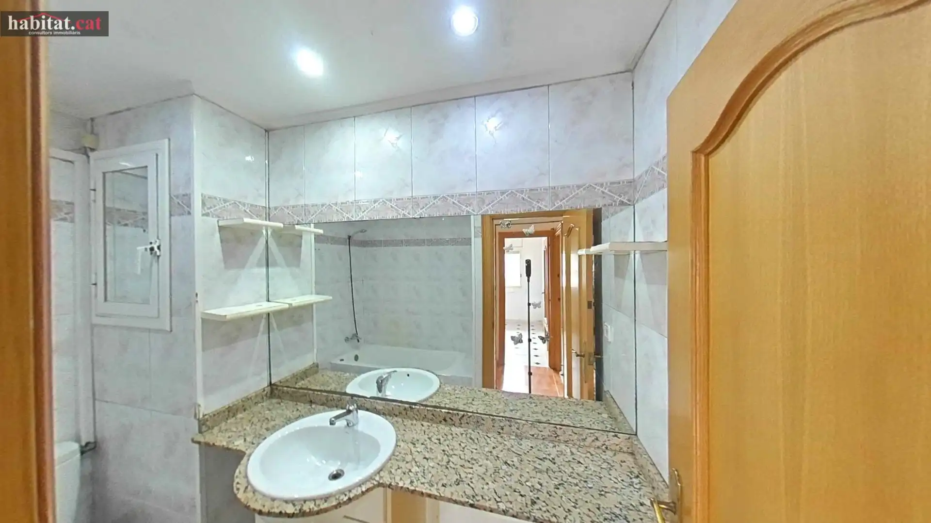 Piso en venta en Ametllers - Poble-Sec