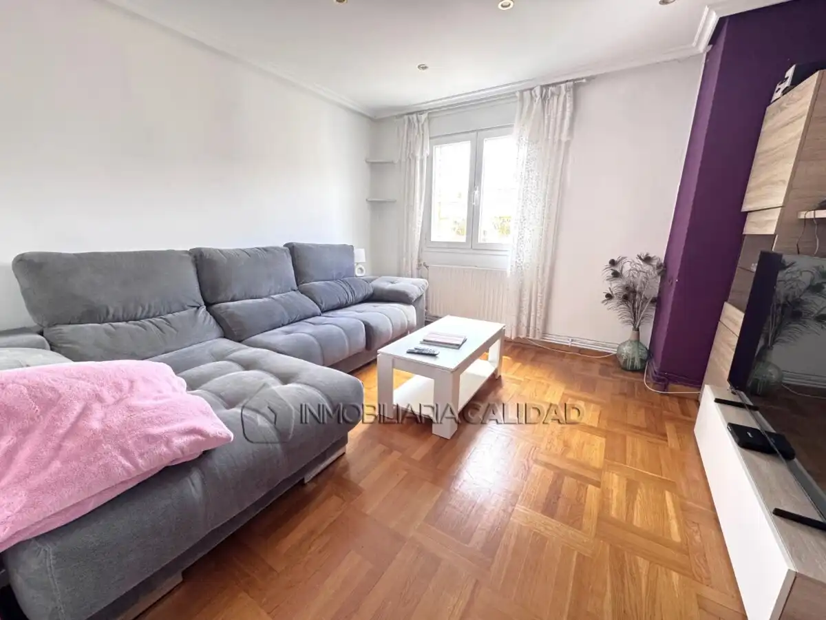 Sala de estar de Piso en venta en Burgos con Calefacción